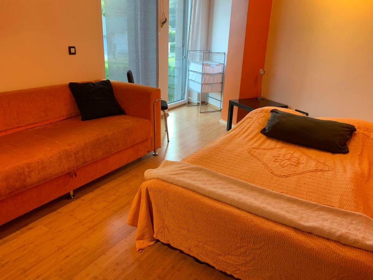 Sandra'S House Bed & Breakfast Log pri Brezovici Екстериор снимка